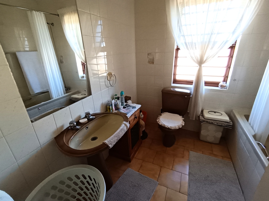 3 Bedroom Property for Sale in Noorsekloof Eastern Cape